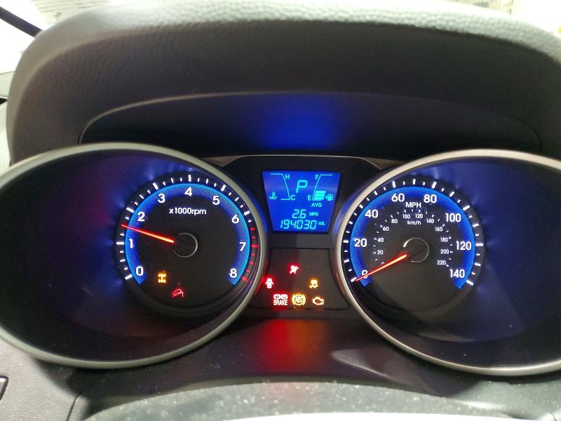 Photo 9 from auction – 2012 HYUNDAI TUCSON GLS with VIN KM8JUCAC3CU404356