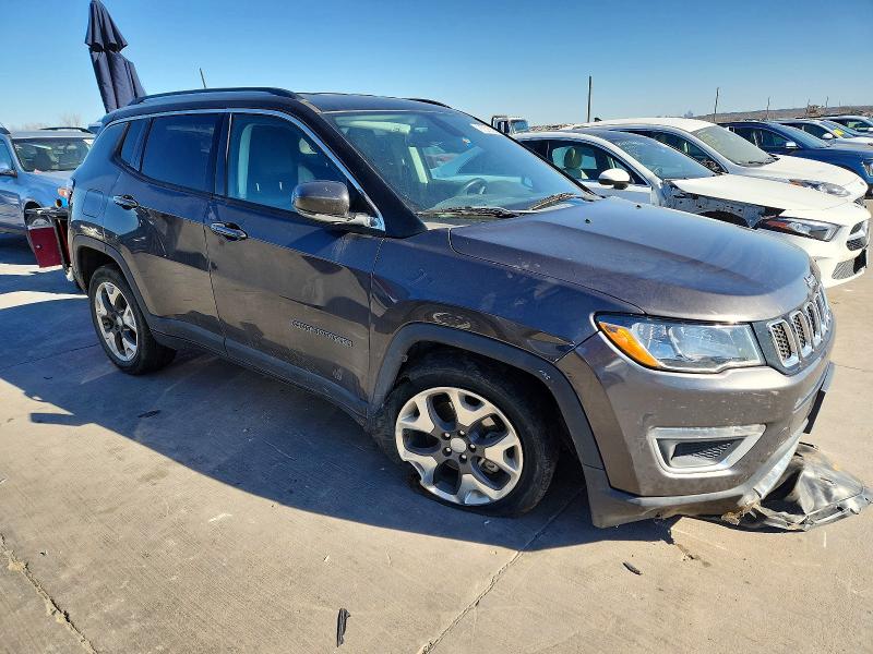 Photo 4 from auction – 2019 JEEP COMPASS with VIN 3C4NJDCB4KT695337