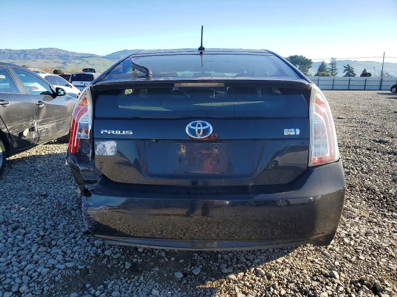 Photo 6 from auction – 2013 TOYOTA PRIUS with VIN JTDKN3DU6D5669617