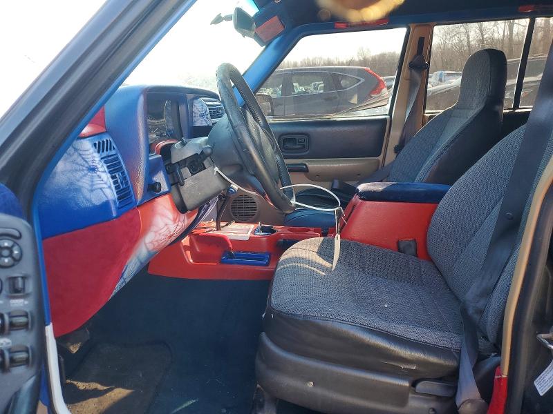 Photo 7 from auction – 2000 JEEP CHEROKEE S with VIN 1J4FF48SXYL236858
