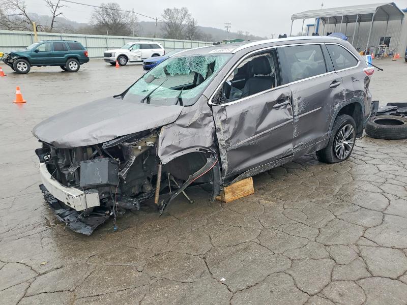 TOYOTA HIGHLANDER 2016 with VIN 5TDJKRFH2GS506114 - Photo from auction