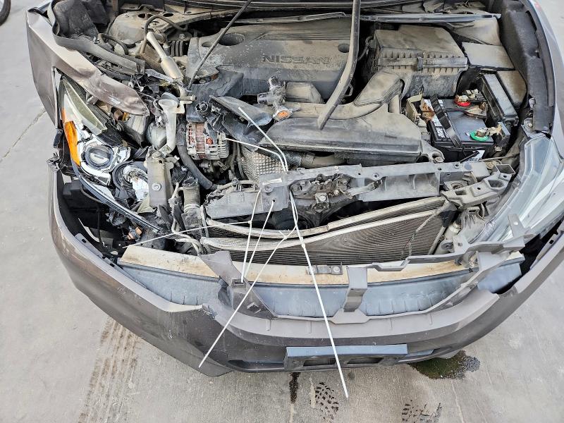 Photo 11 from auction – 2016 NISSAN ALTIMA 2.5 with VIN 1N4AL3AP5GC199702