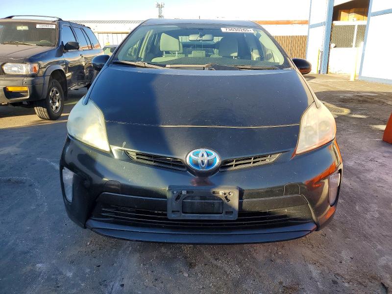 Photo 5 from auction – 2014 TOYOTA PRIUS with VIN JTDKN3DU8E1748084