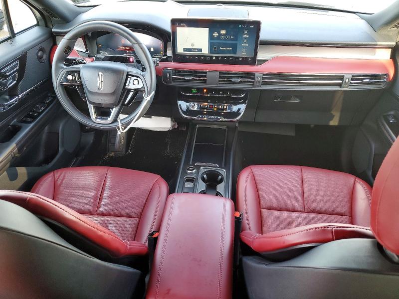 Photo 8 from auction – 2023 LINCOLN CORSAIR RE with VIN 5LMCJ2DA5PUL20323
