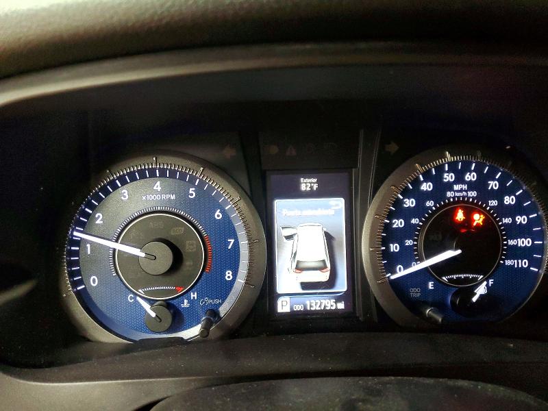 Photo 9 from auction – 2016 TOYOTA SIENNA XLE with VIN 5TDYK3DC4GS720850