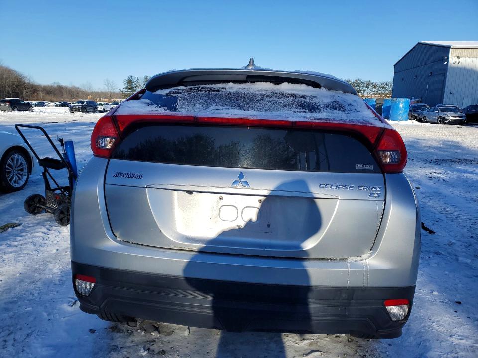 Photo 6 from auction – 2019 MITSUBISHI ECLIPSE CR with VIN JA4AT3AA2KZ034051