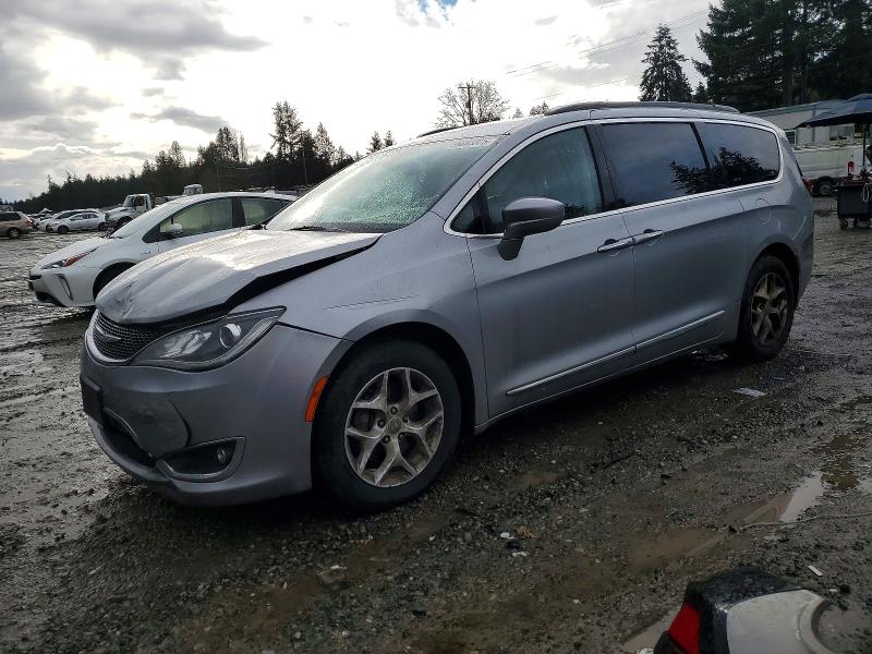 CHRYSLER PACIFICA T 2017 with VIN 2C4RC1BG8HR831486 - Photo from auction