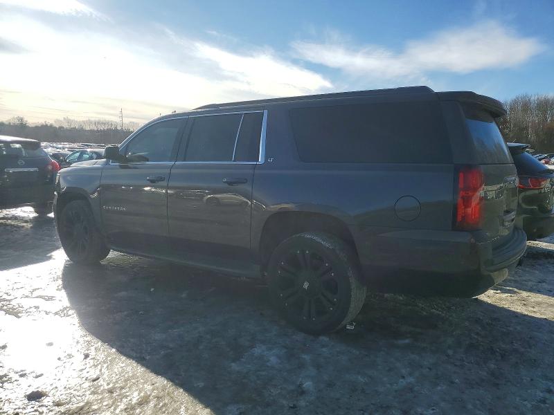 Photo 2 from auction – 2018 CHEVROLET SUBURBAN C with VIN 1GNSCHKC8JR102401