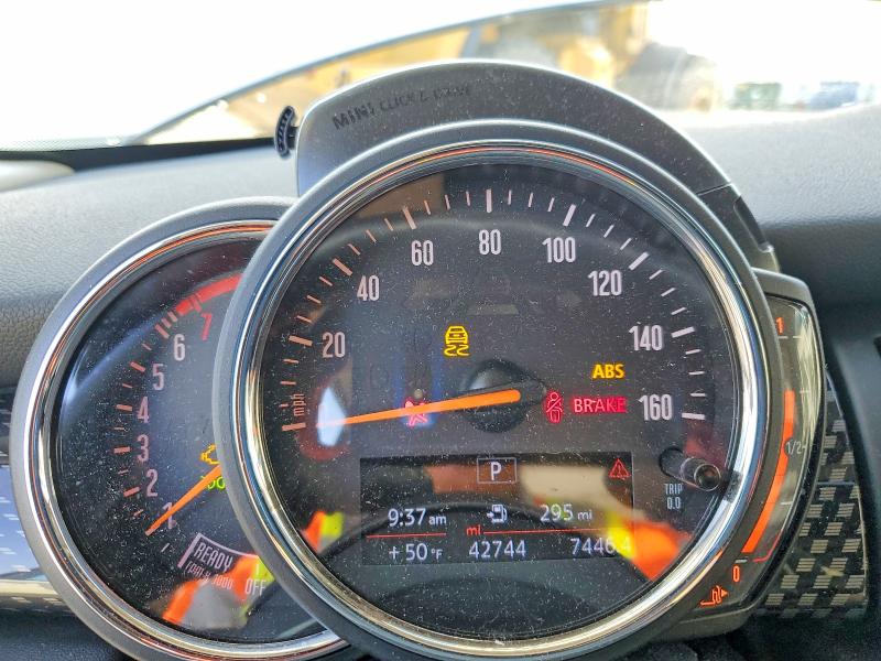 Photo 9 from auction – 2020 MINI COOPER with VIN WMWXU9C0XL2M12211