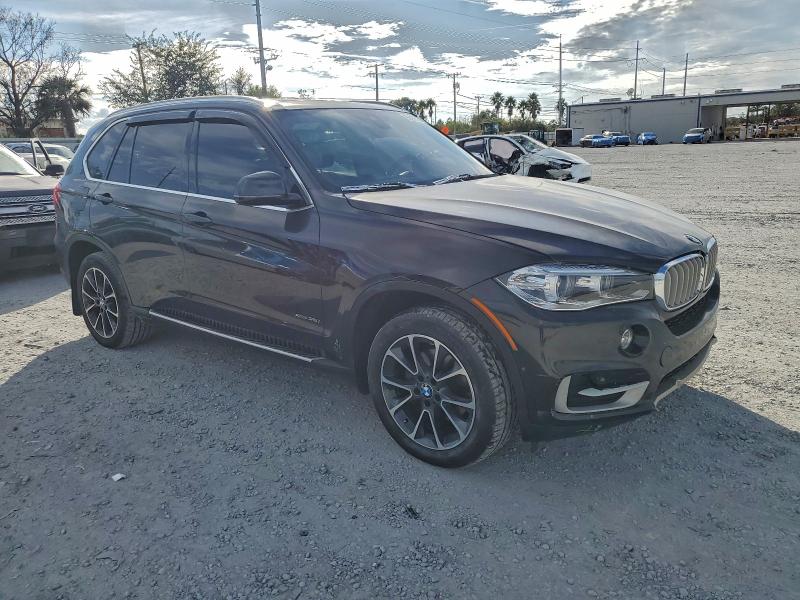 Photo 4 from auction – 2018 BMW X5 XDRIVE3 with VIN 5UXKR0C53J0X89802