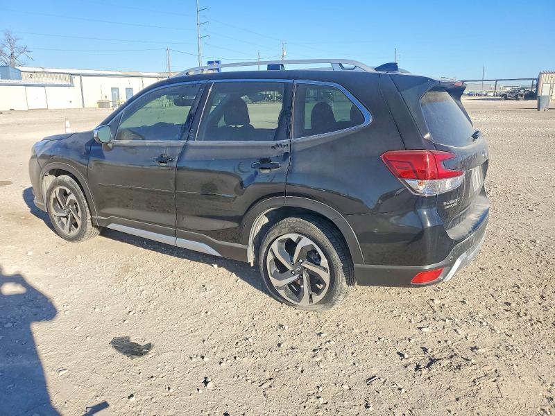 Photo 2 from auction – 2023 SUBARU FORESTER T with VIN JF2SKARC3PH487424