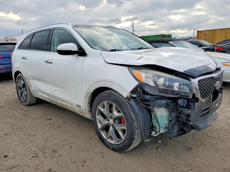 Photo 4 from auction – 2016 KIA SORENTO SX with VIN 5XYPKDA55GG095783