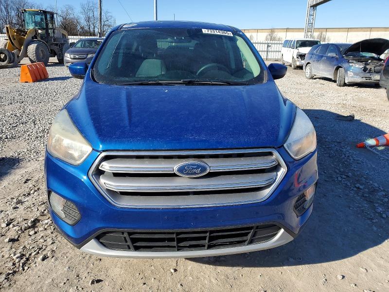 Photo 5 from auction – 2017 FORD ESCAPE SE with VIN 1FMCU9GD5HUB33769