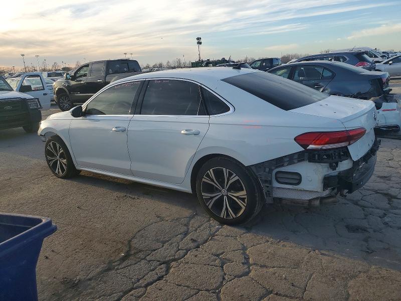 Photo 2 from auction – 2022 VOLKSWAGEN PASSAT with VIN 1VWSA7A36NC007285