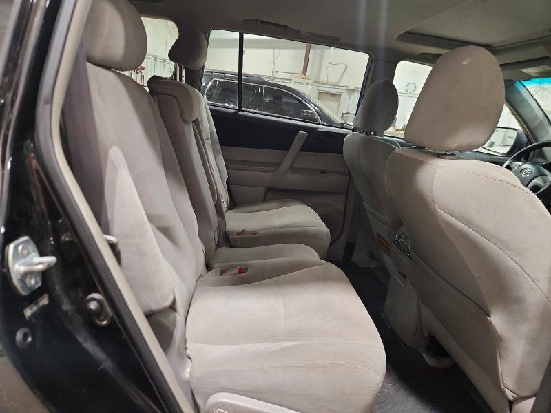 Photo 11 from auction – 2010 TOYOTA HIGHLANDER with VIN 5TDBK3EH2AS036077