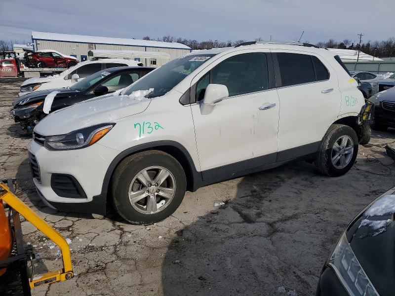 CHEVROLET TRAX 2019 with VIN KL7CJLSB0KB882656 - Photo from auction