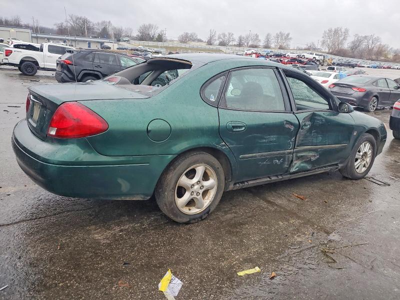 Photo 3 from auction – 2000 FORD TAURUS SES with VIN 1FAFP55S3YA199618