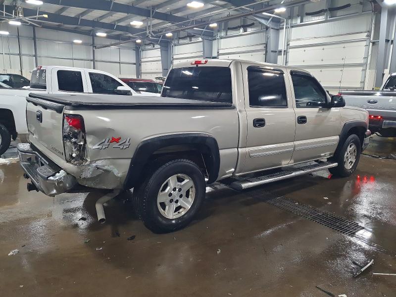 Photo 3 from auction – 2004 CHEVROLET SILVERADO with VIN 2GCEK13T141419996