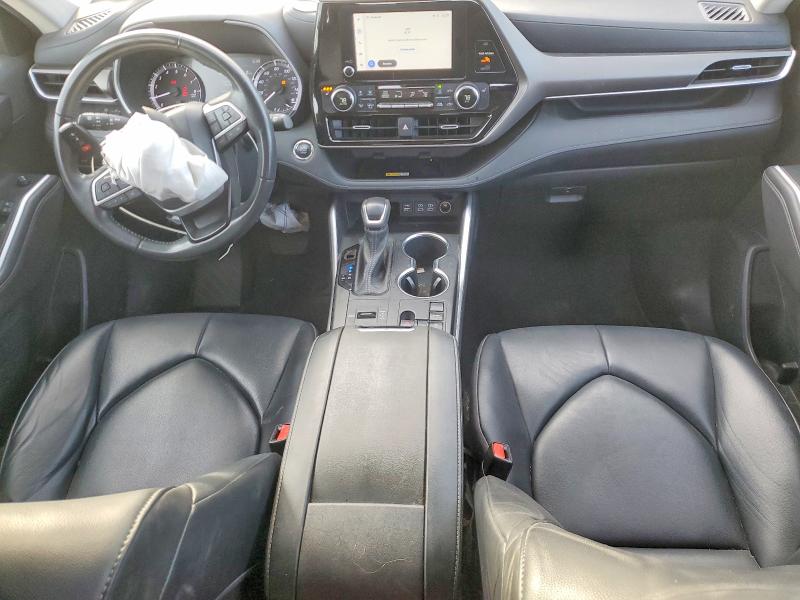 Photo 8 from auction – 2023 TOYOTA HIGHLANDER with VIN 5TDKDRAH5PS006955