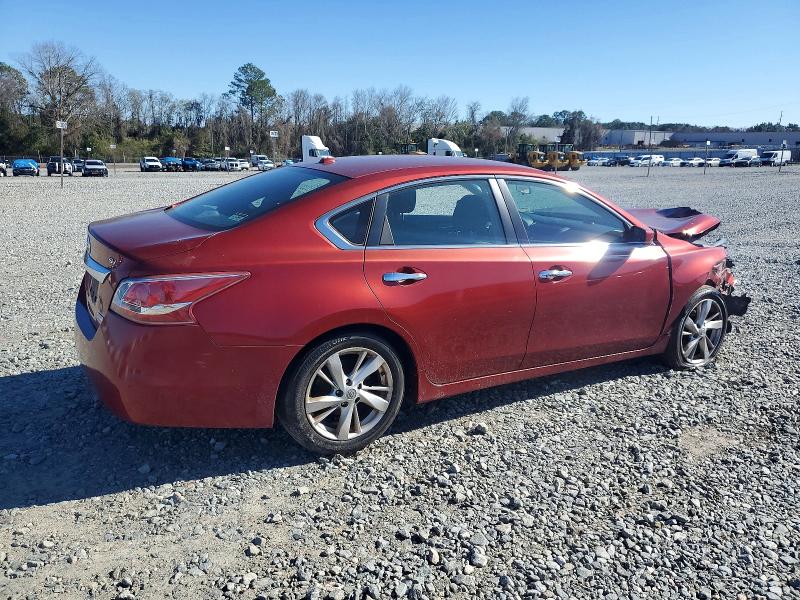 Photo 3 from auction – 2013 NISSAN ALTIMA with VIN 1N4AL3AP2DC161517