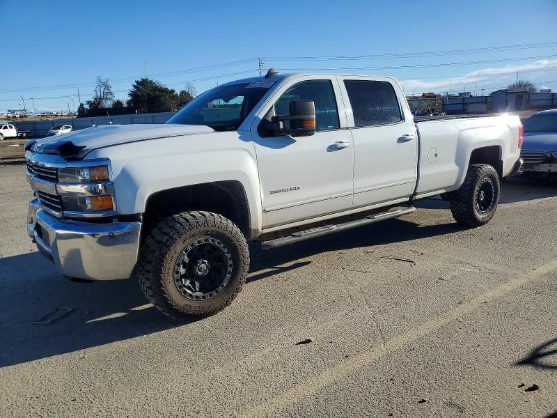CHEVROLET SILVERADO 2018 with VIN 1GC4KZEG0JF232246 - Photo from auction