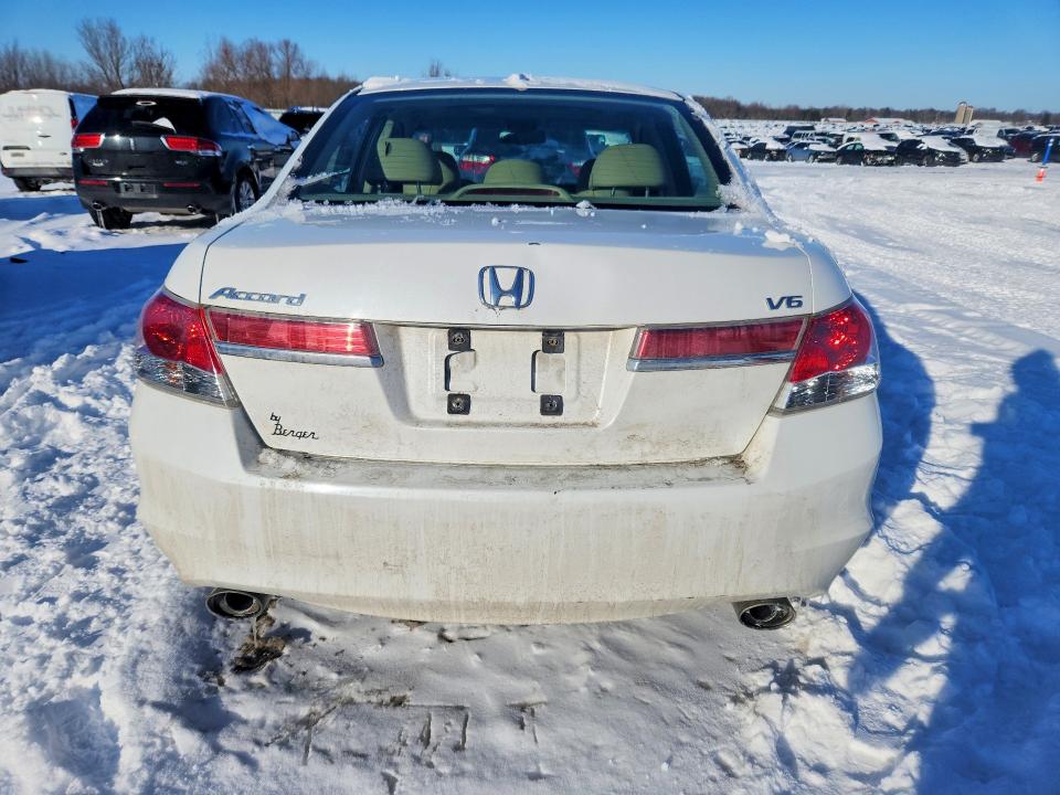 Photo 6 from auction – 2012 HONDA ACCORD with VIN 1HGCP3F84CA039925