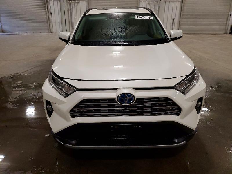 Photo 5 from auction – 2021 TOYOTA RAV4 with VIN 4T3D6RFV1MU023473