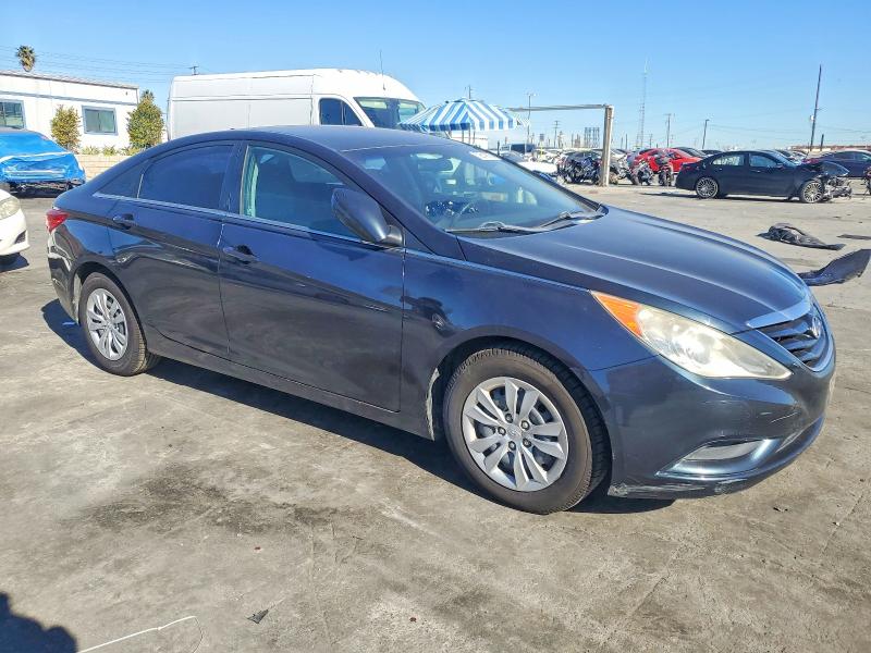 Photo 4 from auction – 2011 HYUNDAI SONATA GLS with VIN 5NPEB4AC4BH017616