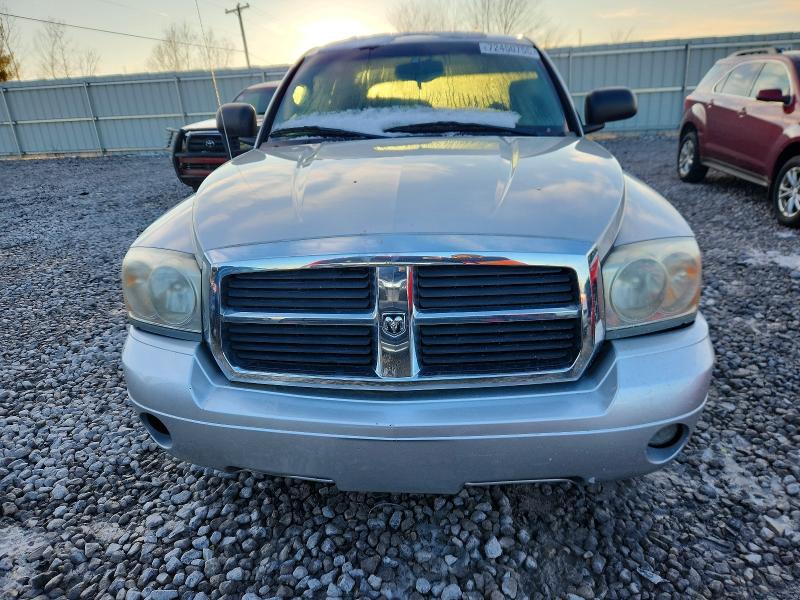Photo 5 from auction – 2005 DODGE DAKOTA QUA with VIN 1D7HW58N95S161415