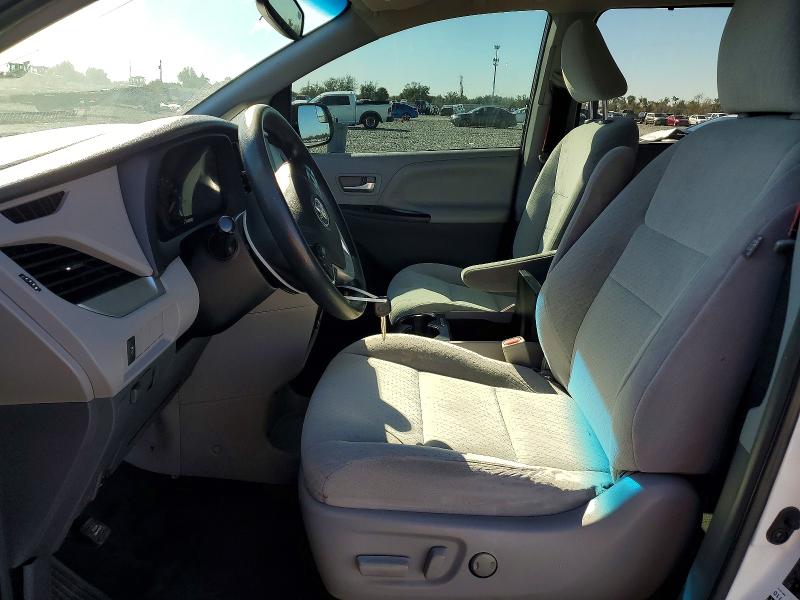 Photo 7 from auction – 2016 TOYOTA SIENNA with VIN 5TDKK3DC1GS717488