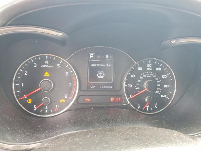 Photo 9 from auction – 2017 KIA FORTE with VIN 3KPFL4A72HE040930