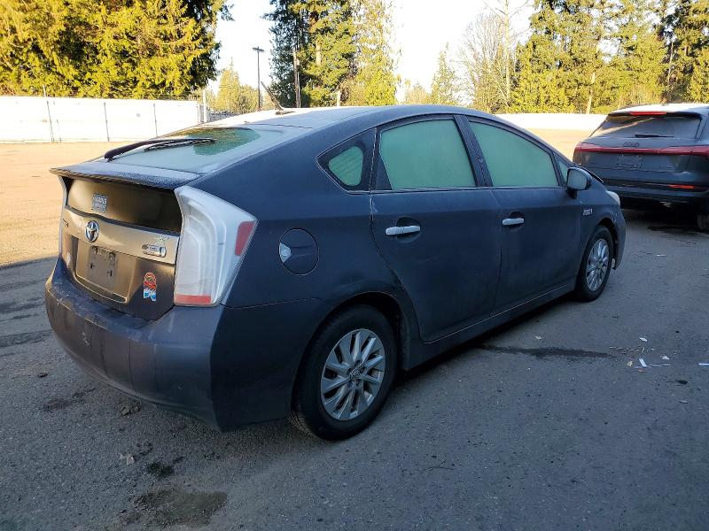 Photo 3 from auction – 2014 TOYOTA PRIUS PLUG with VIN JTDKN3DPXE3062403