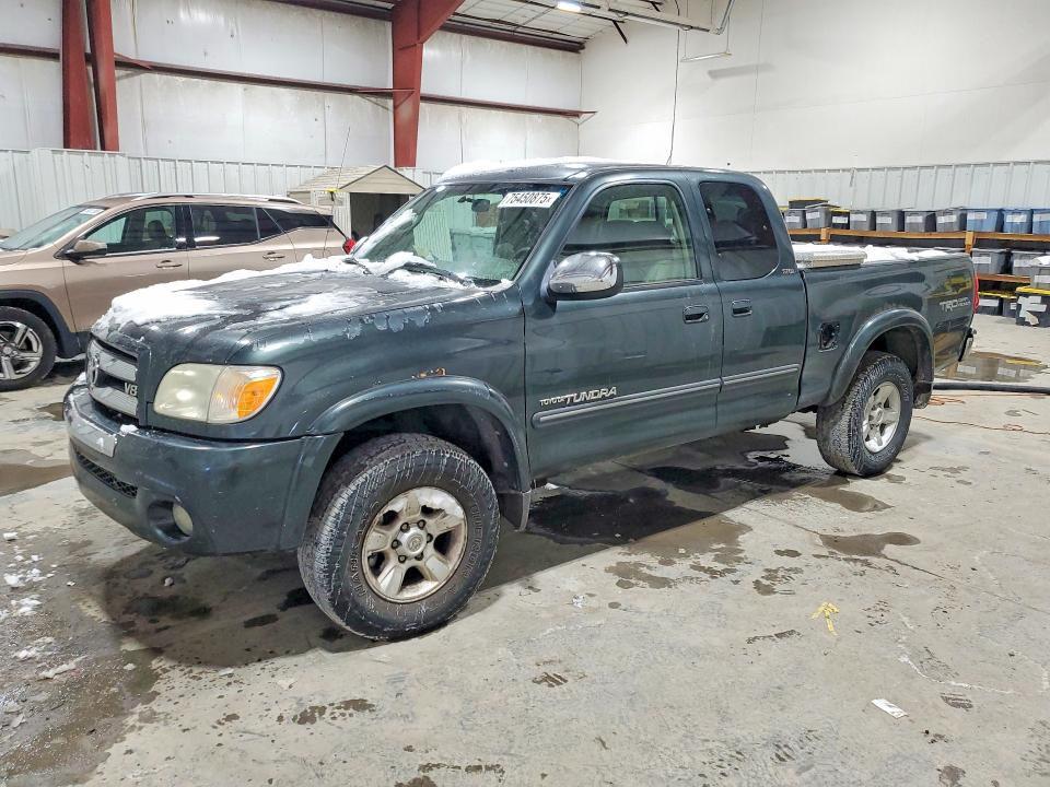 TOYOTA TUNDRA 2005 with VIN 5TBBT44175S464488 - Photo from auction