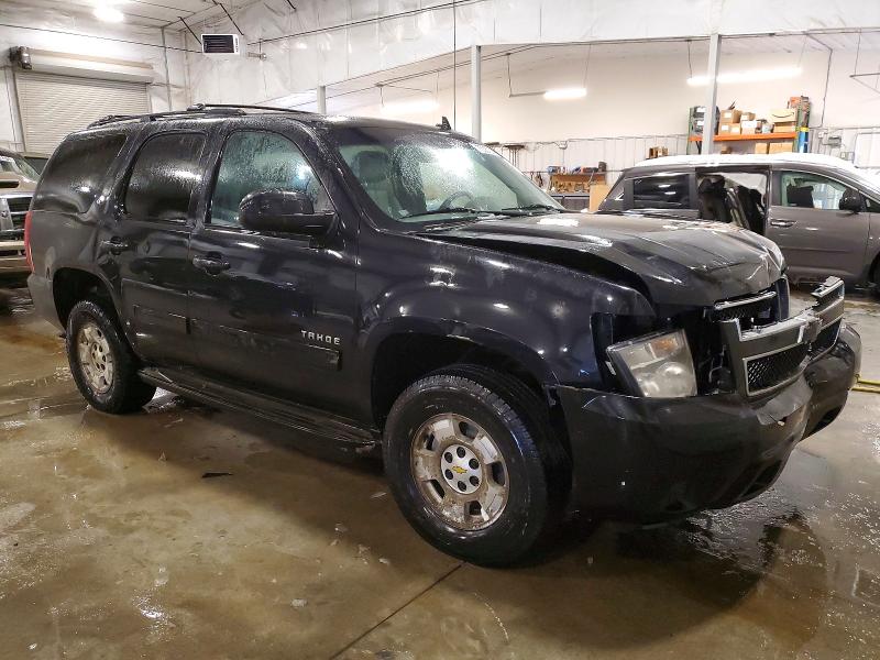 Photo 4 from auction – 2010 CHEVROLET TAHOE with VIN 1GNUKBE01AR195174