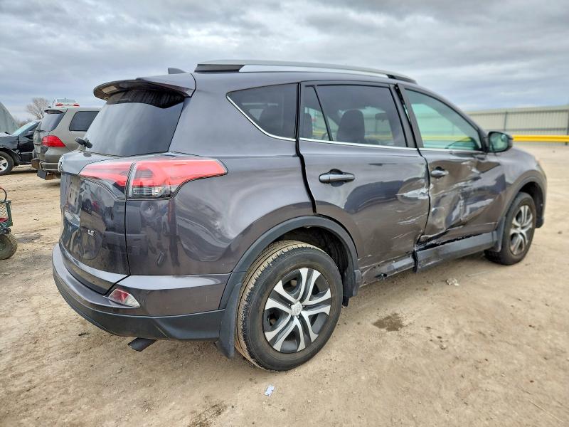 Photo 3 from auction – 2018 TOYOTA RAV4 LE with VIN 2T3ZFREV5JW418033