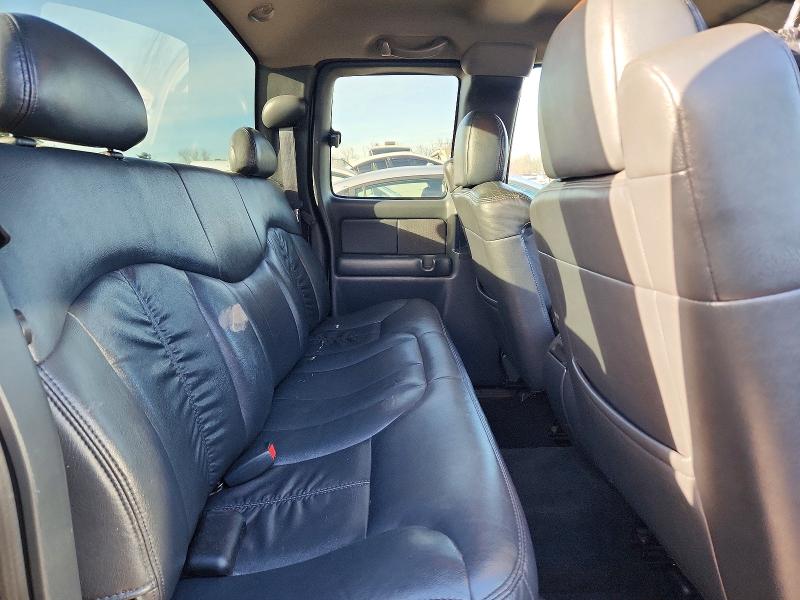 Photo 10 from auction – 2000 GMC NEW SIERRA with VIN 2GTEC19T1Y1370972