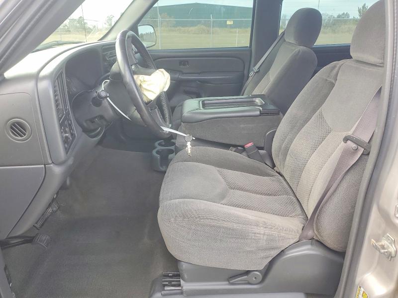 Photo 7 from auction – 2005 CHEVROLET SILVERADO with VIN 2GCEC13T551353984