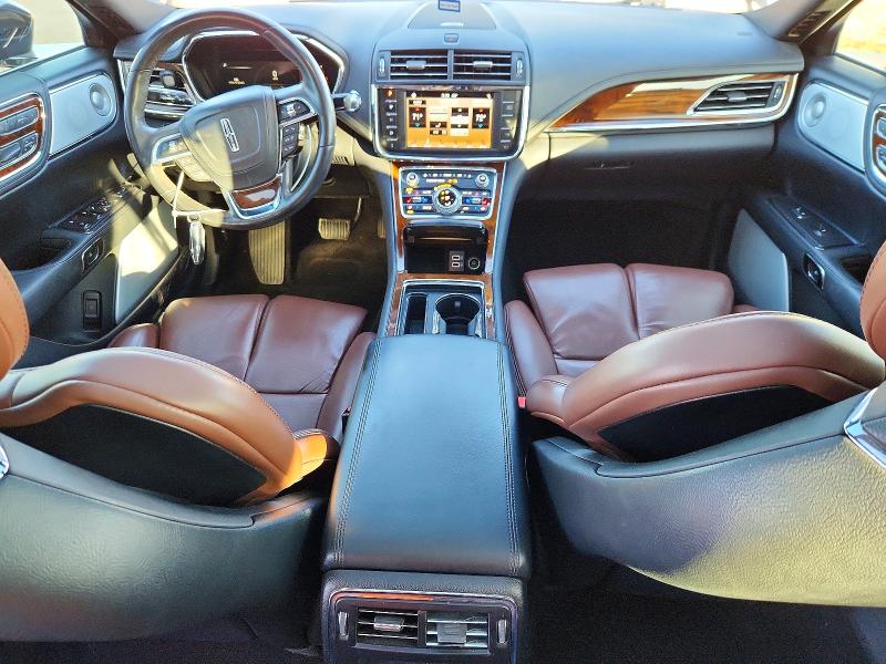 Photo 8 from auction – 2017 LINCOLN CONTINENTA with VIN 1LN6L9NC9H5618775