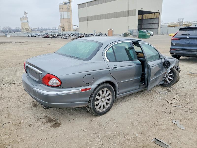 Photo 3 from auction – 2003 JAGUAR X-TYPE 2.5 with VIN SAJEA51D23XD44382