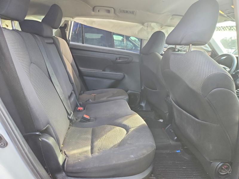 Photo 11 from auction – 2020 TOYOTA HIGHLANDER with VIN 5TDCZRAH4LS502863