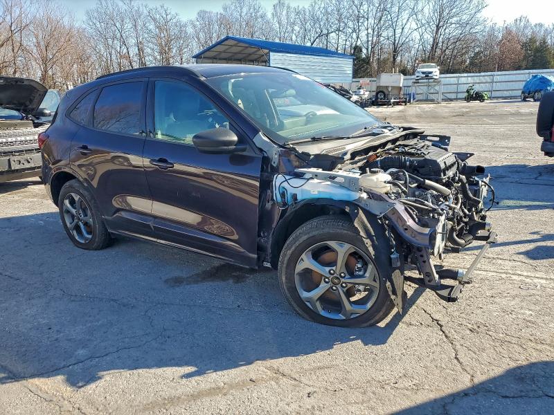 Photo 4 from auction – 2023 FORD ESCAPE ST with VIN 1FMCU9MNXPUB31818