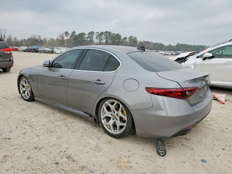 Photo 2 from auction – 2018 ALFA ROMEO GIULIA with VIN ZARFAECN9J7580312