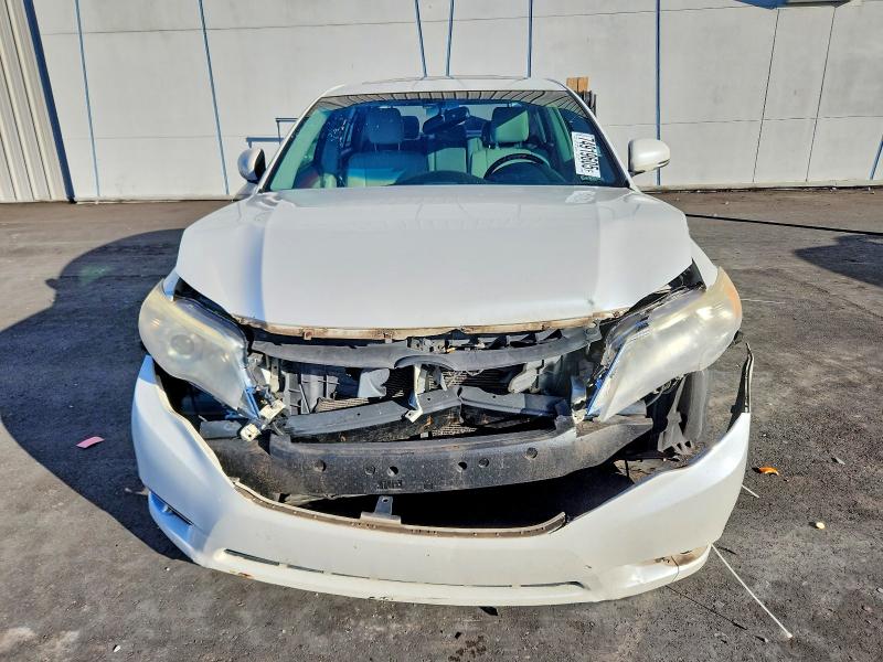 Photo 5 from auction – 2012 TOYOTA AVALON BAS with VIN 4T1BK3DB9CU471685