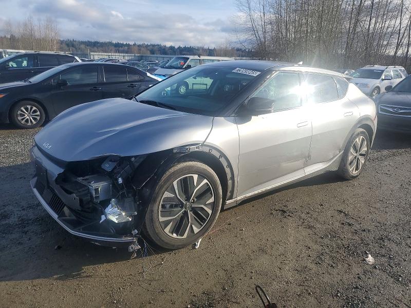 KIA EV6 LIGHT 2023 with VIN KNDC34LA8P5611410 - Photo from auction