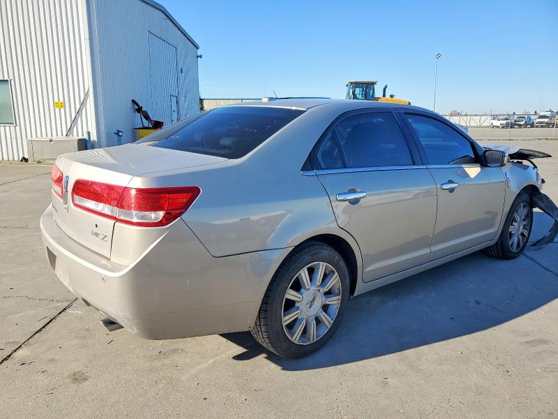 Photo 3 from auction – 2010 LINCOLN MKZ with VIN 3LNHL2GC8AR625281
