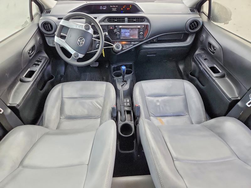Photo 8 from auction – 2016 TOYOTA PRIUS C with VIN JTDKDTB35G1134500