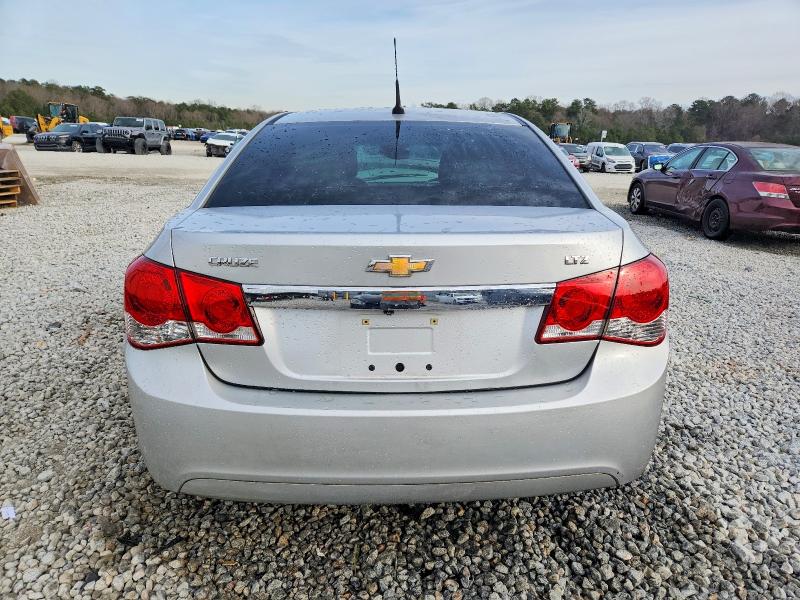 Photo 6 from auction – 2014 CHEVROLET CRUZE LTZ with VIN 1G1PG5SBXE7393079
