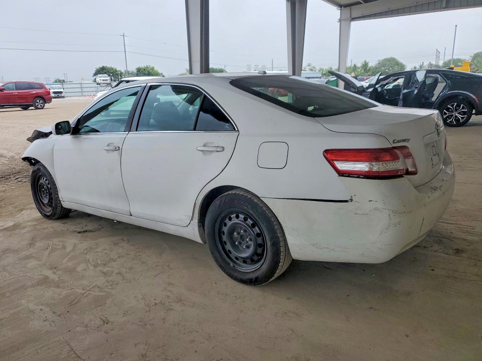Photo 2 from auction – 2011 TOYOTA CAMRY BASE with VIN 4T1BF3EK0BU668570