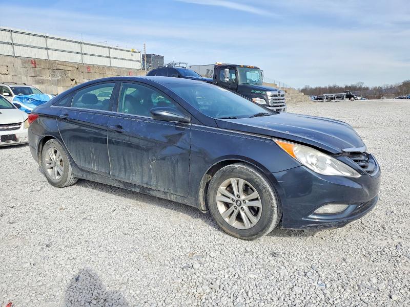 Photo 4 from auction – 2013 HYUNDAI SONATA GLS with VIN 5NPEB4AC2DH678368