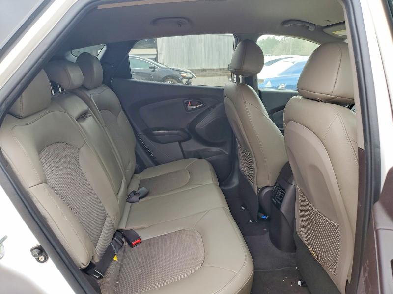 Photo 10 from auction – 2015 HYUNDAI TUCSON LIM with VIN KM8JU3AG3FU095401